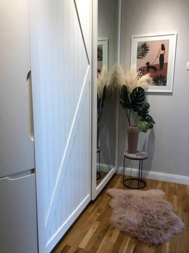 Kristina's Cozy Designer Apartment