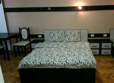 Apartments Four Roses Ohrid