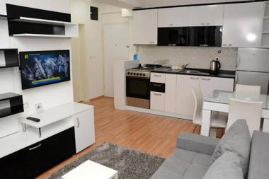 Central DeLuxe Apartments Ohrid