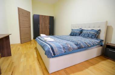 Park Diamond Apartments