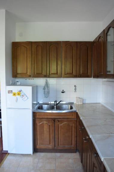 Two bedroom apartment near centre