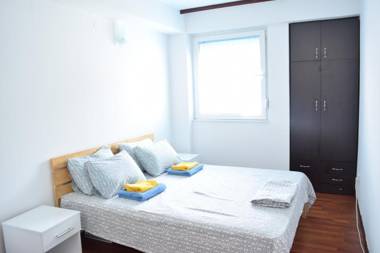 Two bedroom apartment near centre