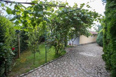 View Topia Apartments