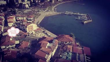 Small Luxury En suites ELEONOR