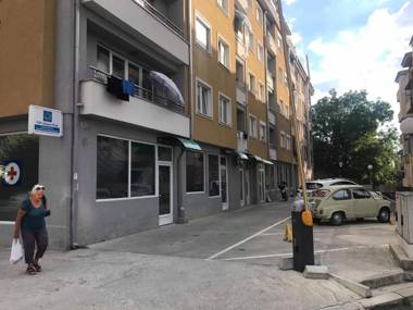 Stylish & Cozy Studio by Danailov Apartments