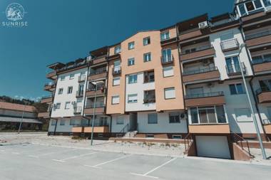 Sunrise Luxury Apartment