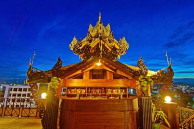 Shwe Ingyinn Hotel Mandalay