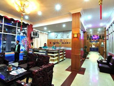 Hotel Glory