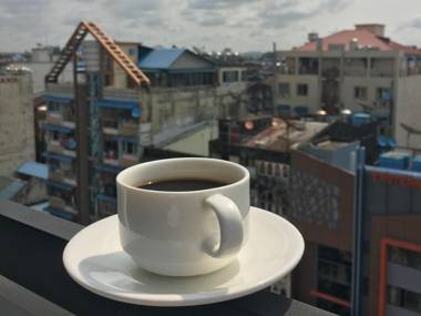 YAMA HOTEL & ROOFTOP BAR