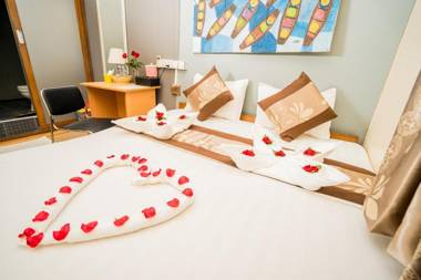 15th street @ Downtown Yangon