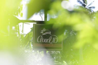 Cloud 10 Boutique Hotel