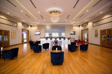 Horizon Lake View Resort