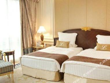 New Orient Landmark Hotel