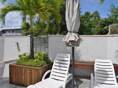 Holiday Saipan Hotel