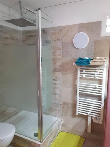 Studio KASANACO avec vue la baie de Fort de France