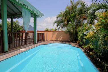 Villa avec piscine MQTI14