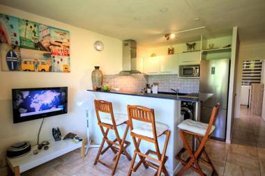 Appartement devant la Marina (MQTI38)