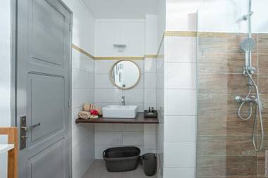 Appartement de 2 chambres a Les Trois Ilets a 50 m de la plage avec vue sur la ville jardin clos et wifi