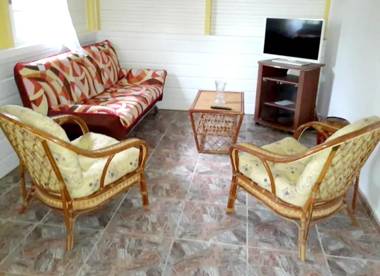 Maison d'une chambre avec vue sur la mer jardin clos et wifi a Le Diamant a 1 km de la plage