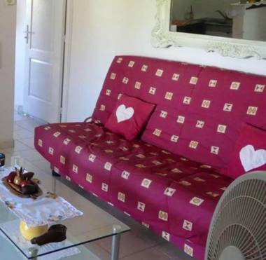 Appartement de 2 chambres avec jardin clos et wifi a Le Vauclin a 1 km de la plage