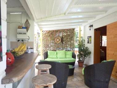 Chalet d'une chambre a Le Vauclin a 150 m de la plage avec piscine privee jardin clos et wifi