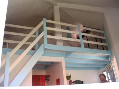 Appartement d'une chambre a Sainte Anne a 400 m de la plage avec jardin clos et wifi