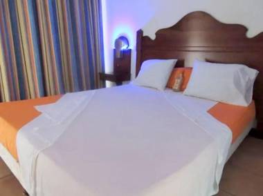 Studio avec jardin clos et wifi a Sainte Anne a 5 km de la plage