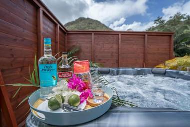 Lodge de charme 1 chambre Jacuzzi Sud de l'île