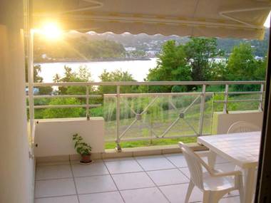 Appartement de 2 chambres a La Trinite a 150 m de la plage avec vue sur la mer terrasse amenagee et wifi