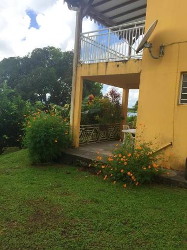 Studio avec jardin clos et wifi a La Trinite a 9 km de la plage