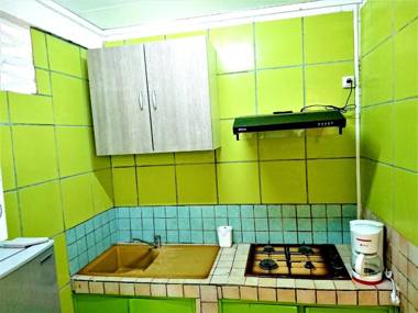 Studio avec vue sur la ville jardin clos et wifi a Fort de France