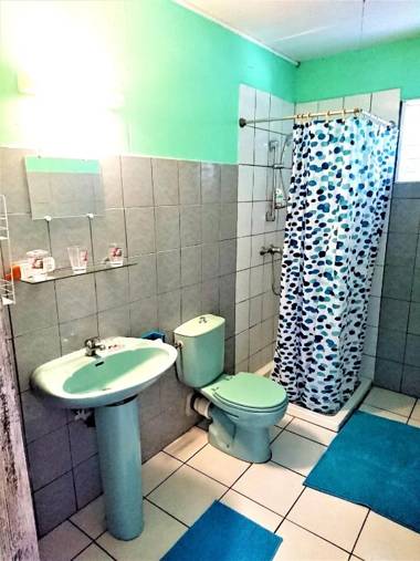 Studio avec vue sur la ville jardin clos et wifi a Fort de France