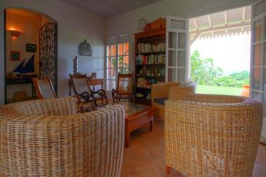 Villa avec piscine et vue mer (MQRO08)