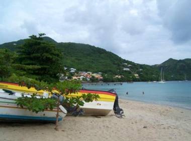 Maison de 2 chambres avec jardin clos et wifi a Riviere Salee a 8 km de la plage