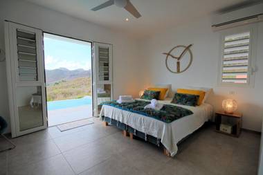 villa with pool and sea view (MQAA16)