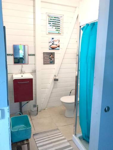 Appartement d'une chambre a Le Carbet a 1 m de la plage avec vue sur la mer jardin clos et wifi