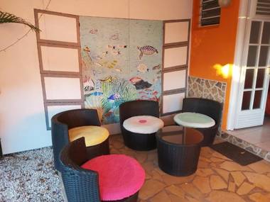 Appartement de 2 chambres avec jardin amenage et wifi a Sainte Luce a 5 km de la plage