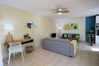 Villa near the beach (MQSL17)