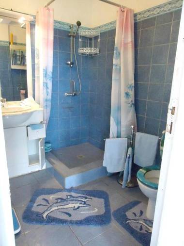 Appartement de 2 chambres avec vue sur la mer piscine partagee et terrasse amenagee a Sainte Luce a 4 km de la plage