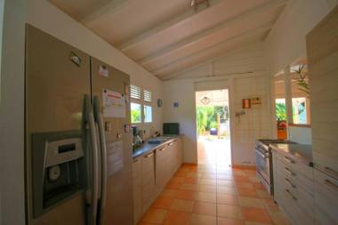 Villa avec piscine au Cap Est (MQFR35)