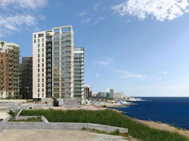 Seaview Apartment In Fort Cambridge Sliema