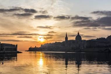 Modern Apartment in the Best Area of Sliema