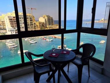 Spinola Bay Sea Front Apt 6