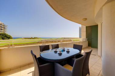 SEAFRONT LUX APART inc POOL Upmarket Area