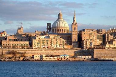 Deluxe Apartment with Valletta and Harbour Views