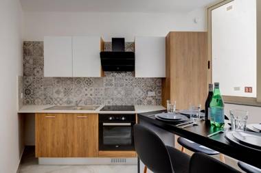 Perfect Location Modern 2BR Apartment