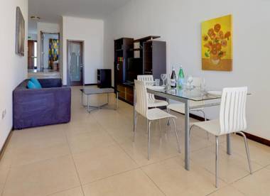 Modern 2 Bedroom Maisonette in Central Sliema