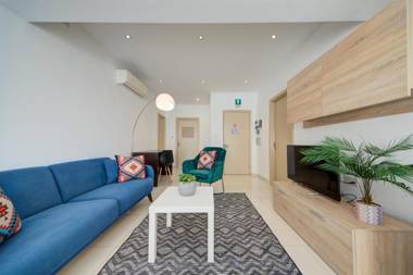 Off the Ferries Sliema Penthouse with Seaviews