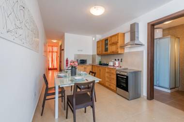 Studio Penthouse with large Terrace with panoramic Sea views