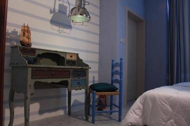 Giljana ensuite rooms shared terrace & kitchen